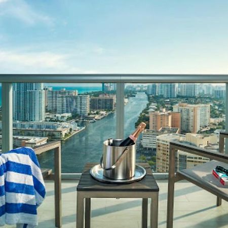 Studio In Hallandale 2 Beds Hallandale Beach Bagian luar foto