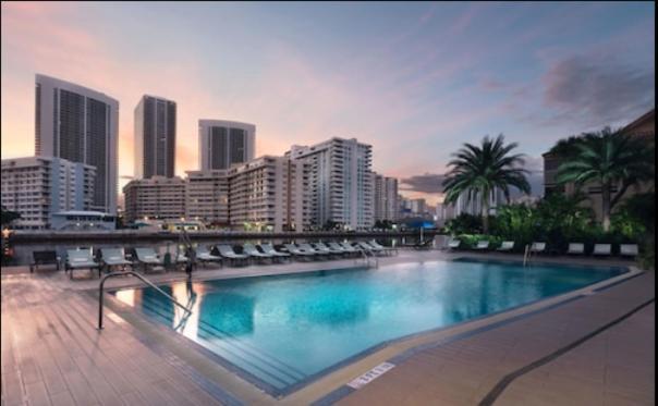 Studio In Hallandale 2 Beds Hallandale Beach Bagian luar foto
