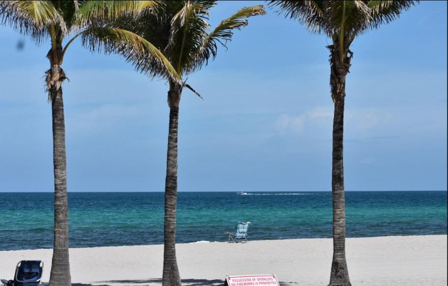 Studio In Hallandale 2 Beds Hallandale Beach Bagian luar foto