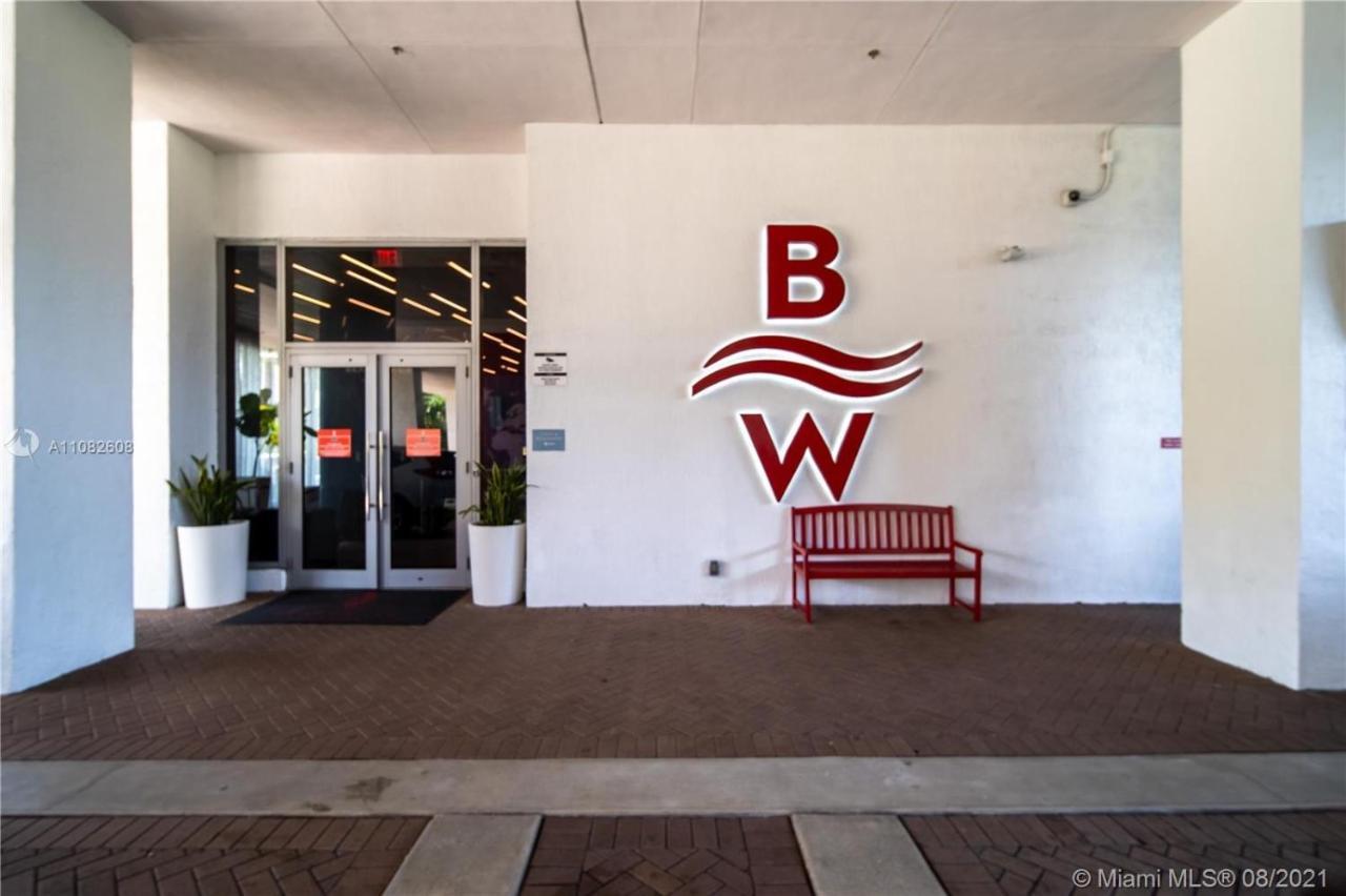 Studio In Hallandale 2 Beds Hallandale Beach Bagian luar foto